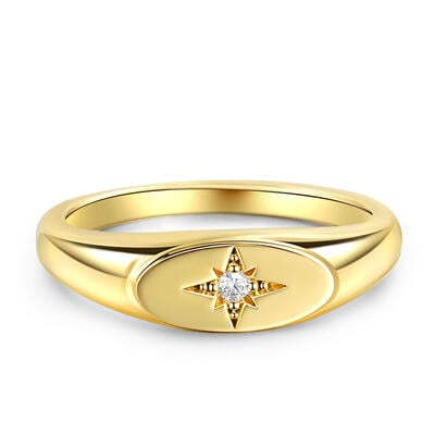 Jeulia Anillo de Plata de Ley con Sello de Estrella Ovalada