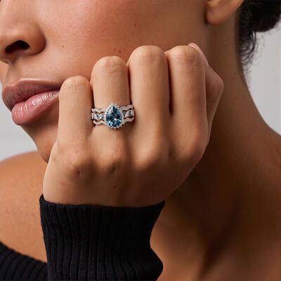 "Call of the Ocean" Pear Cut Bridal Set