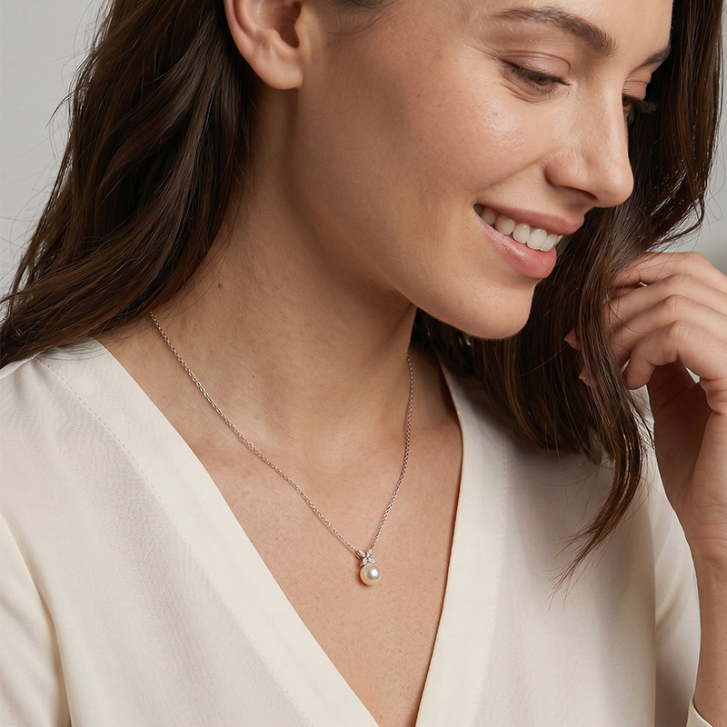 "Hint of Bloom" 9.5-10mm Freshwater Pearl Cluster Necklace