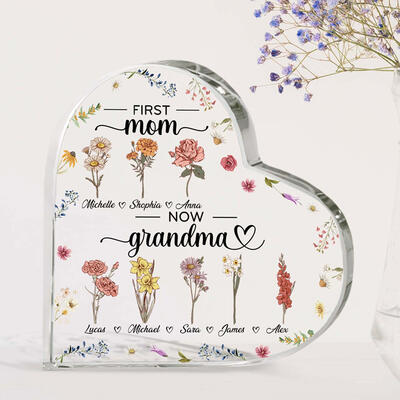 Personalized Heart Shaped Acrylic Plaque First Mom Now Grandma with ...
