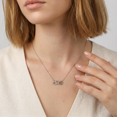 "Un Lien Éternel" Collier Personnalisé Numérique
