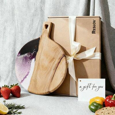 Expoy-Resin & Wood Cutting Board - Handcrafted Handle | Reslol Gift for Couples