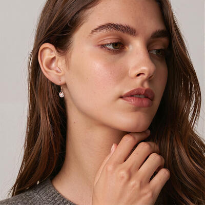 "Forver Young" Round Cut Drop Earrings