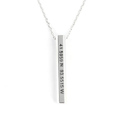 Jeulia "Love Story" Long 3D Bar Necklace