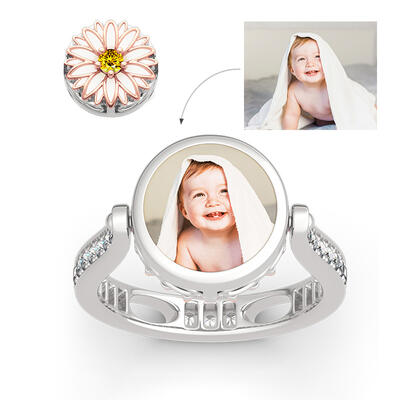 Jeulia "Blooming Daisy" Sterling Silver Personalized Photo Ring (With A Free Chain)