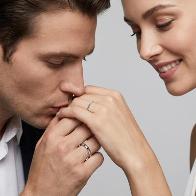 "A Love Written in Stars" Couple‘s Ring Set