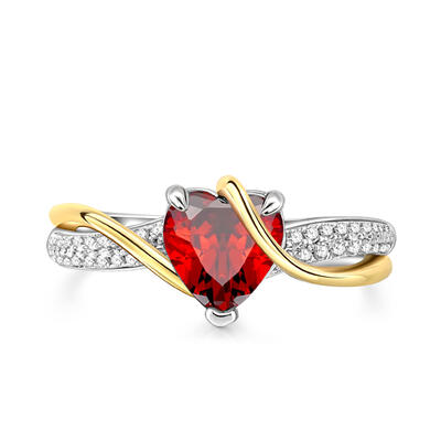 Jeulia Anillo de Plata de Ley con Corte de Corazón