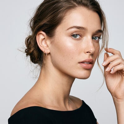"Amoria" Ensemble de boucles d'oreilles à superposer