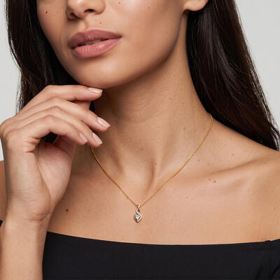 "Endless Heartfelt" Heart Cut Necklace
