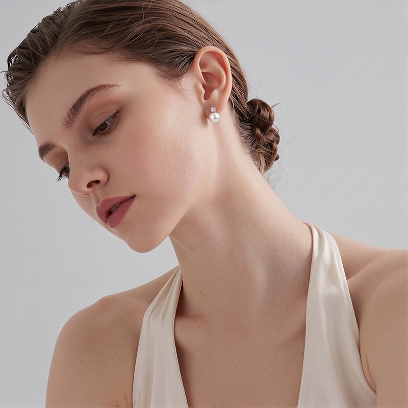 "A Simple Melody" 7.5-8.0mm Freshwater Pearl Stud Earrings