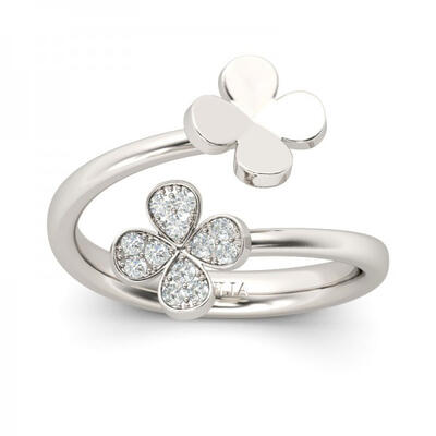 Jeulia Four Leaf Clover Design Sterling Silver Ring