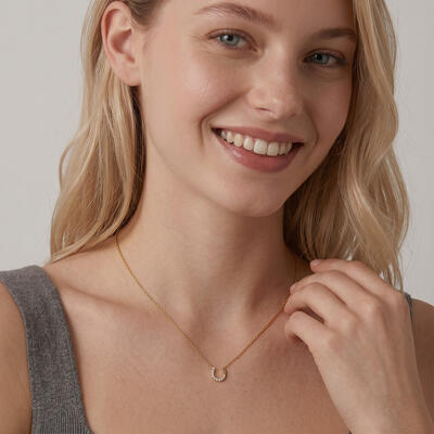 "Everly Luck" Horseshoe Necklace