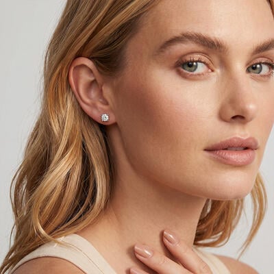 "Shiny Aspiration" Round Cut Stud Earrings