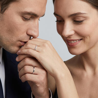 "Invisible Threads of Love" Couple‘s Ring Set