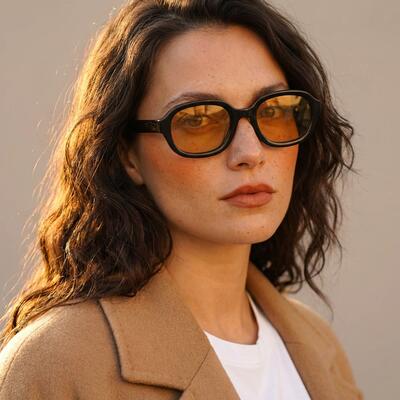 Zoe Lunettes de soleil Rectangulaires Noires
