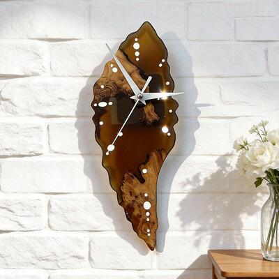 Modern Minimalist Resin Wood Leaf-Shaped Wall Clock - Artisanal Home Decor