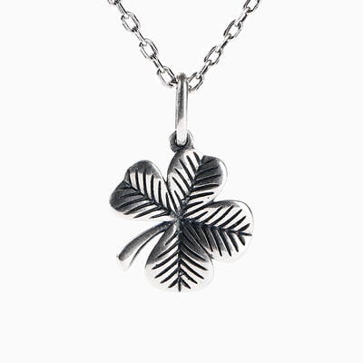 Jeulia "Four Leaf Clover" Sterling Silver Necklace