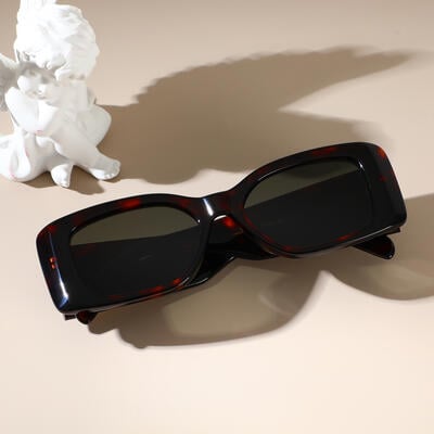 James Lunettes de soleil Rectangulaires Écaille