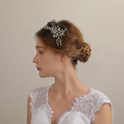 Jeulia Fine Floral Hair Comb Silver Tone Crystle Headpiece