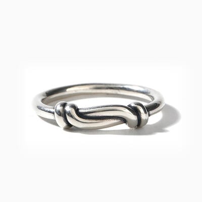 Jeulia "Twisted Knot" Sterling Silver Ring