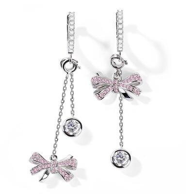 Jeulia Knot Mismatched Earrings