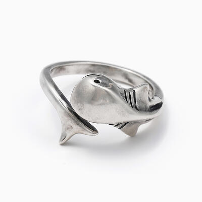 Jeulia "Gentle Behemoth of the Deep" Shark Sterling Silver Ring