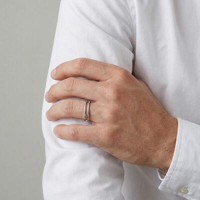 "Gentle Touch" Curved Men's Wedding Ring