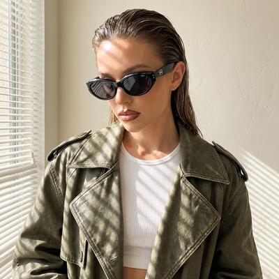 Young Schwarze Cat Eye Sonnenbrille