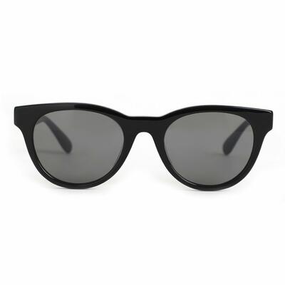 Hunter Black Round Sunglasses