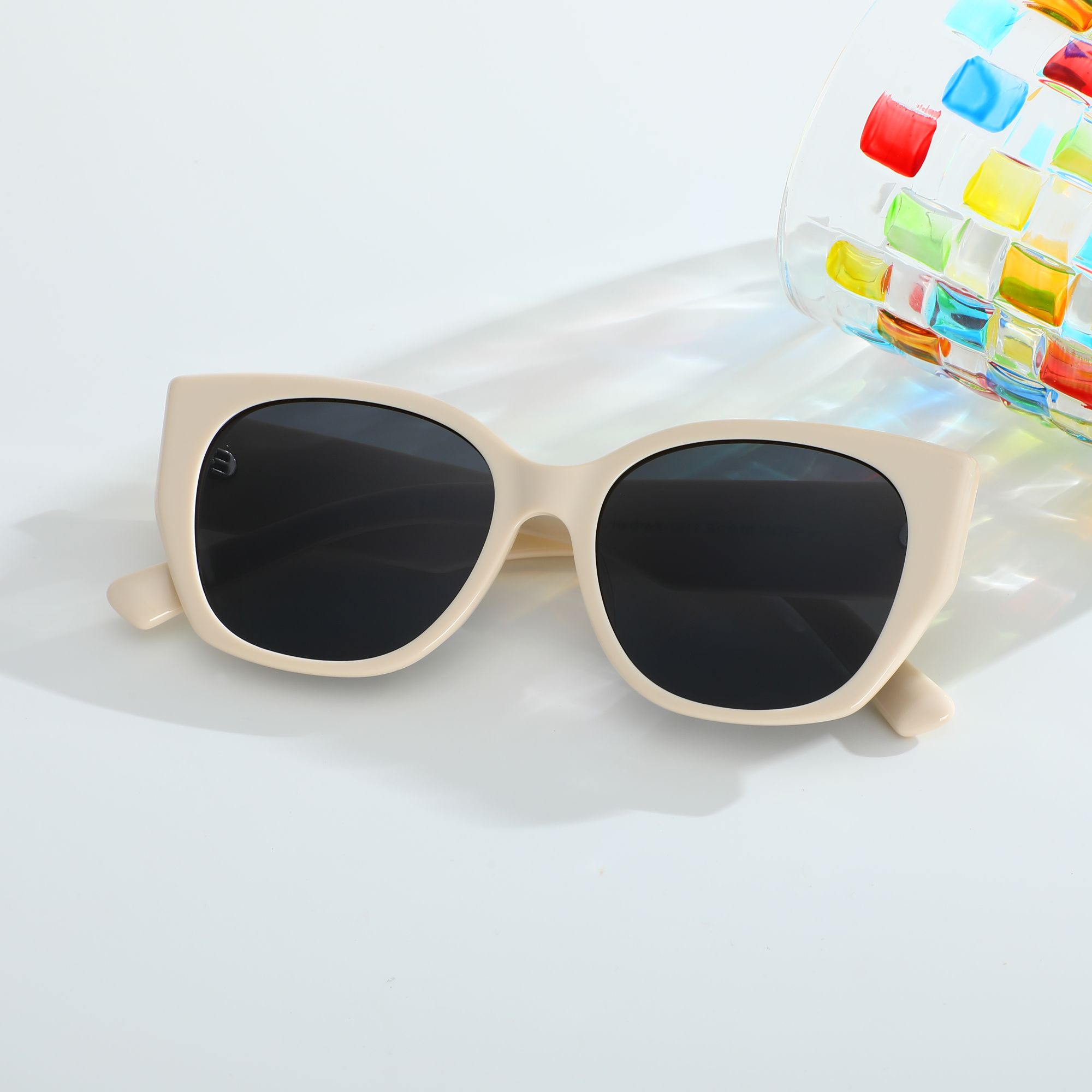 Chloe Lunettes de soleil Cat Eye Beiges