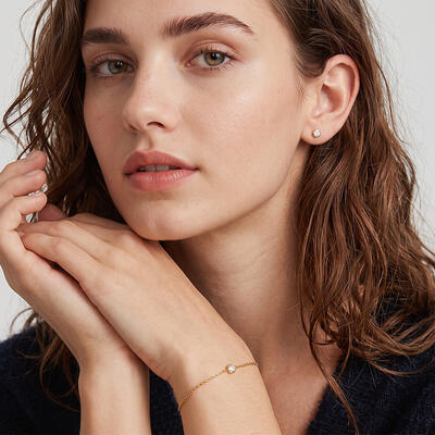 "The Moment" Round Cut Solitaire Bracelet