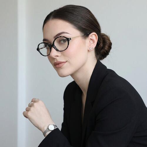 Gustavie Black Oval Glasses