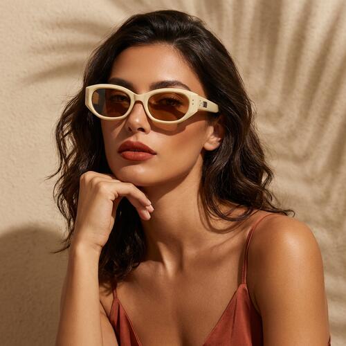 Gabriel Yellow Rectangle Sunglasses