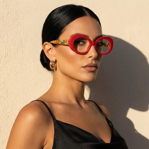 Iris Red Oval Glasses