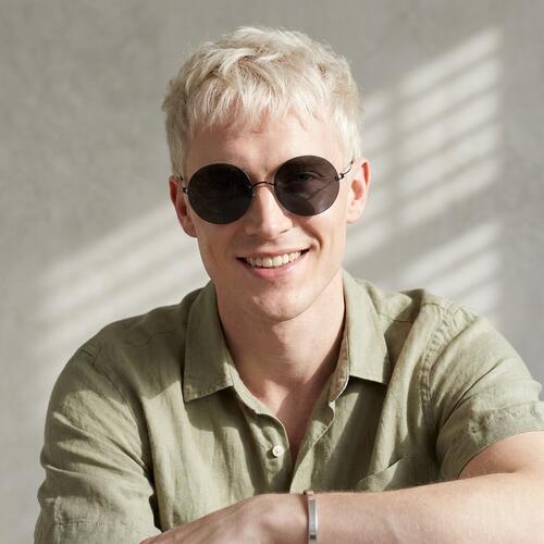 Aries Black Round Sunglasses