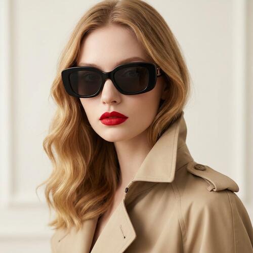 Sullivan Black Rectangle Sunglasses