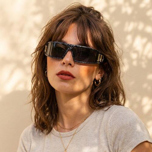 Eveline Black Rectangle Sunglasses