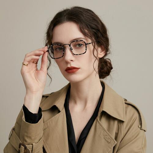 Ford Tortoise Square Glasses