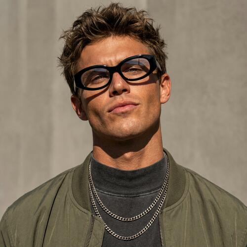 Una Gafas Cat Eye Negras