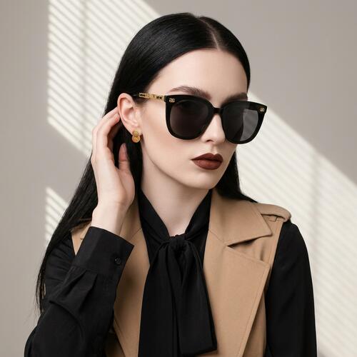 Galbrait Black Square Sunglasses