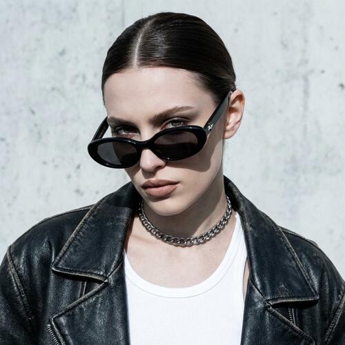 Hannah Lunettes de soleil Ovales Noires