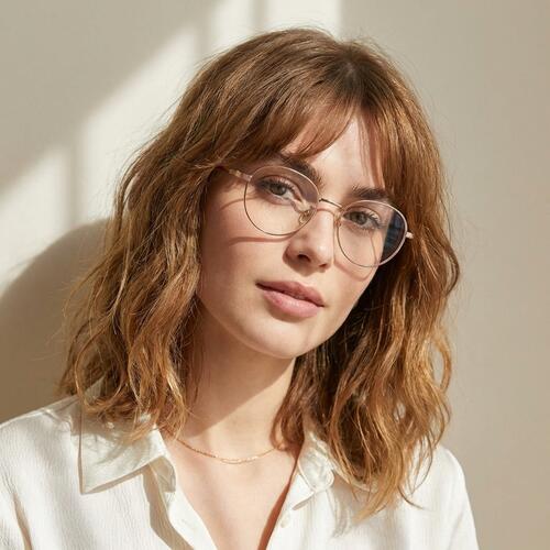 Leahe Gold Round Glasses