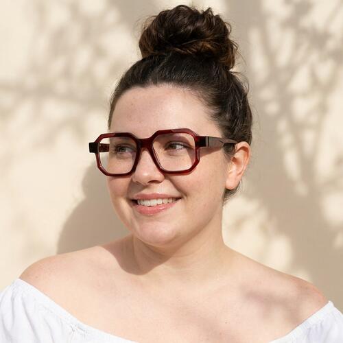 Kirstyn Red Square Glasses