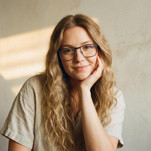 Quintina Gray Rectangle Glasses