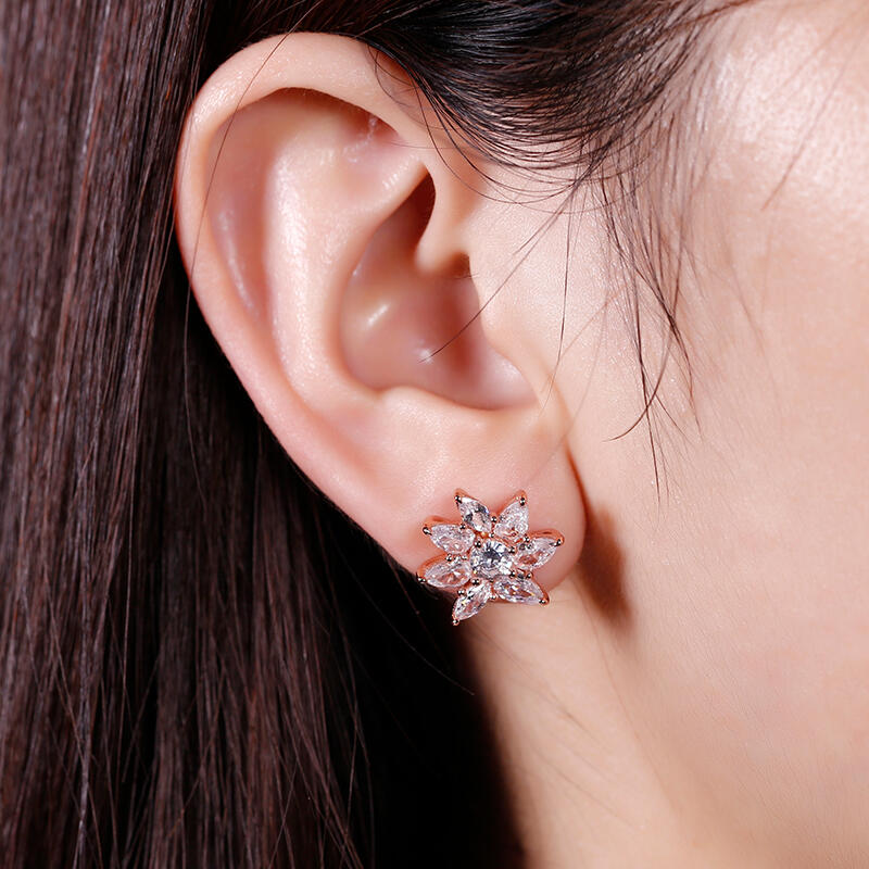 Jeulia Elegant Floral Design Sterling Silver Earrings