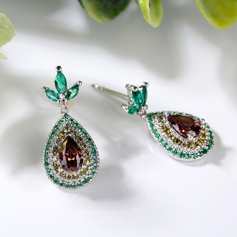 Jeulia Boucles d'Oreilles en Argent Sterling Coupe Poire Double Halo Motif Avocat