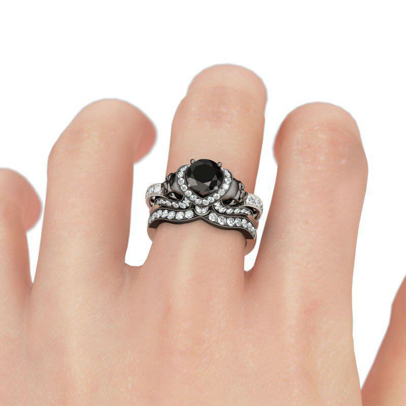 Jeulia Milgrain Round Cut Sterling Silver Skull Ring