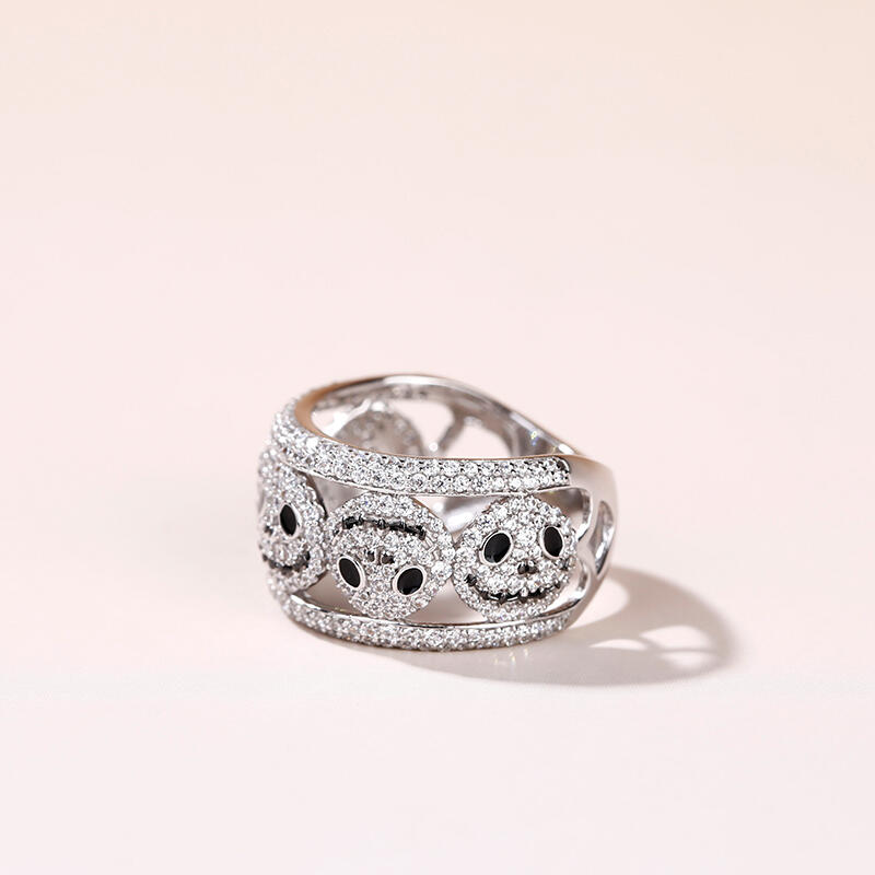 Jeulia "Living Skeleton" Skull Design Sterling Silver Band