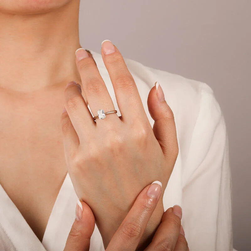 Jeulia Anillo de Compromiso de Plata de Ley de Corte Esmeralda