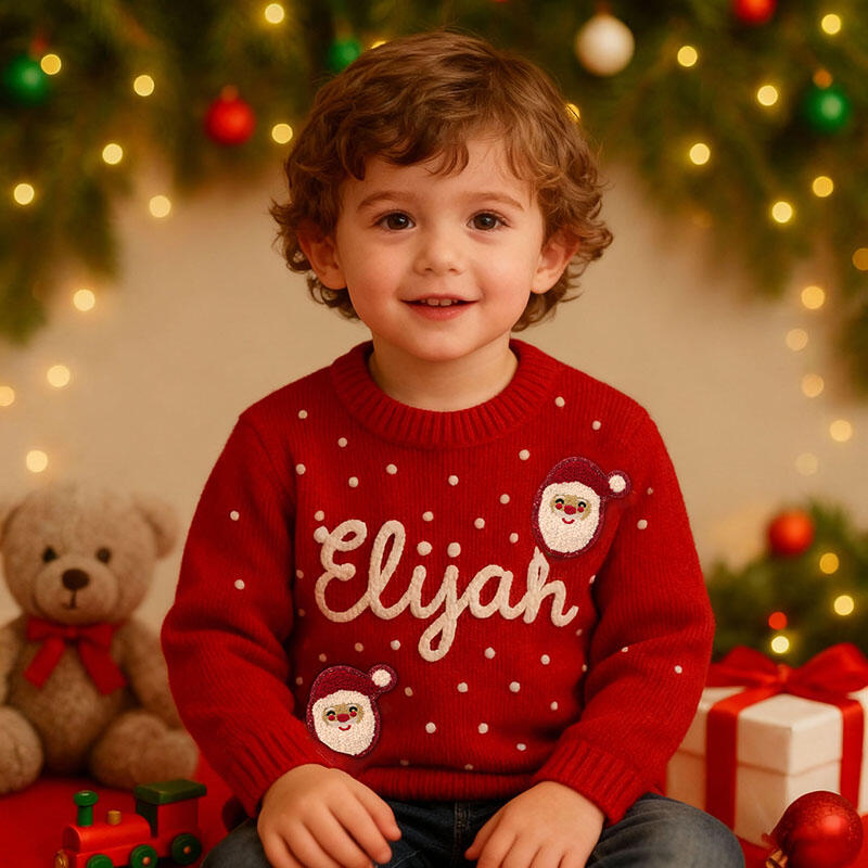 Suéter personalizado con nombre y adornos bonitos, ideal como regalo de Navidad.